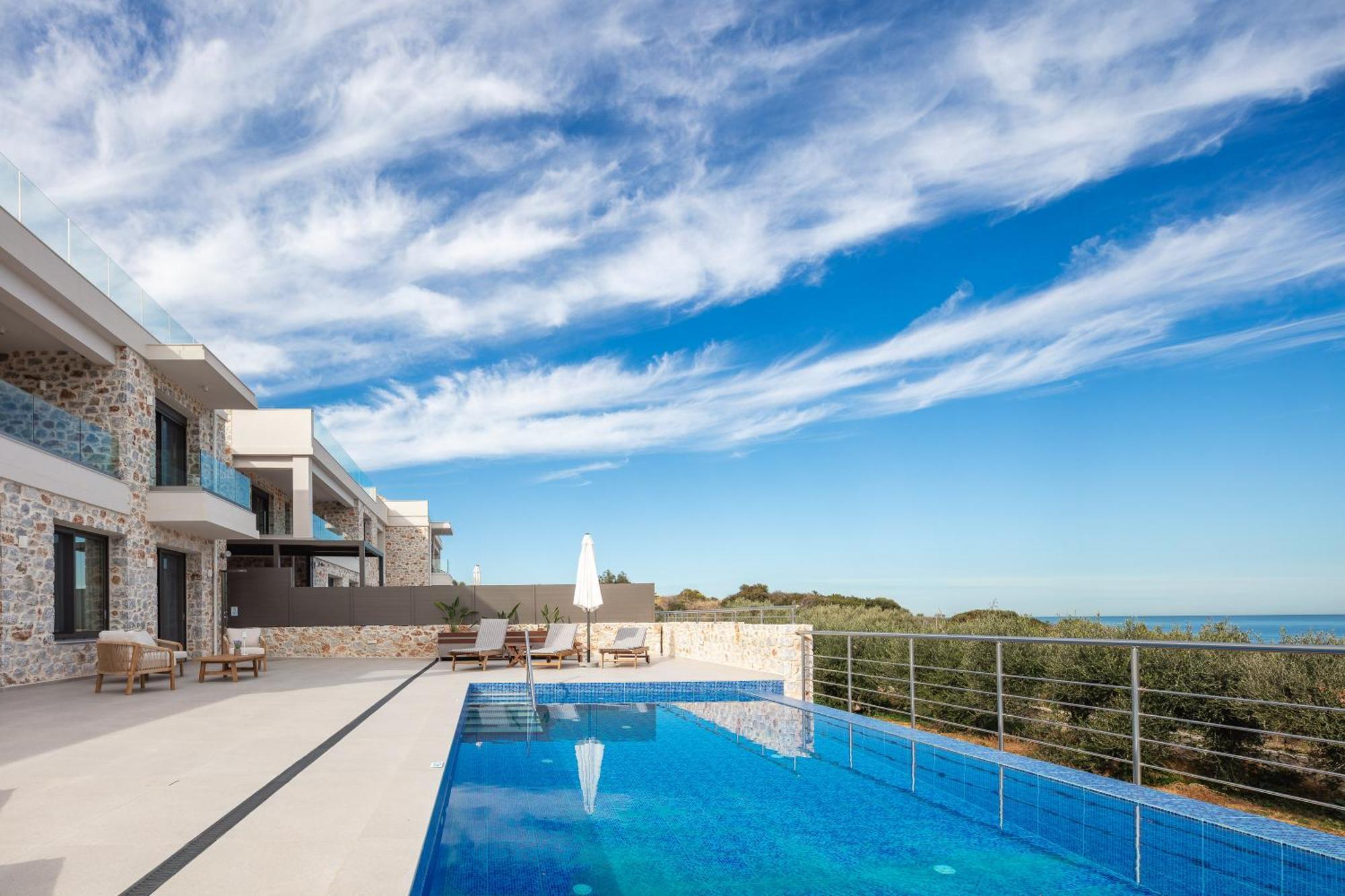 Oinolithos Luxury Villas Kalamaki Buitenkant foto